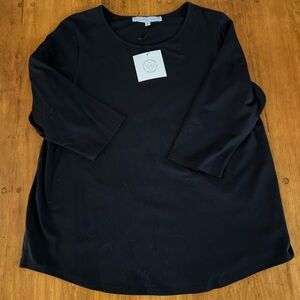 NWT The Main Street Exchange 3/4 Sleeve Top with Curved Hem